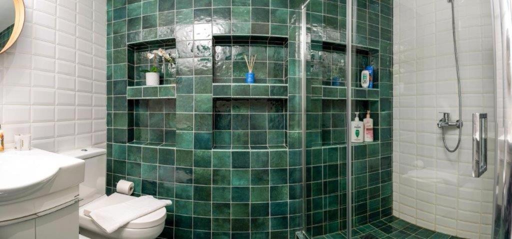 Crown Syntagma Apartment Athens Luaran gambar